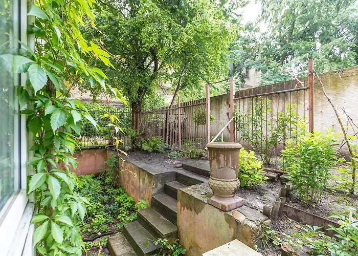 דירה у львові біля залізничного вокзалу на вулиці марка вовчка 8