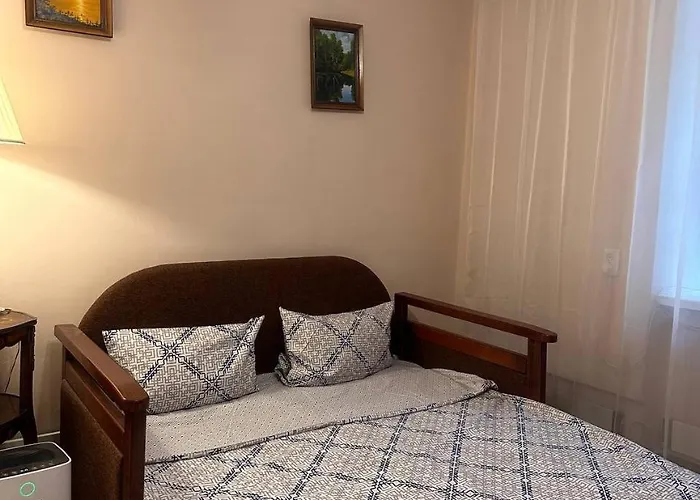 у львові біля залізничного вокзалу на вулиці марка вовчка 8 Apartament Lwów